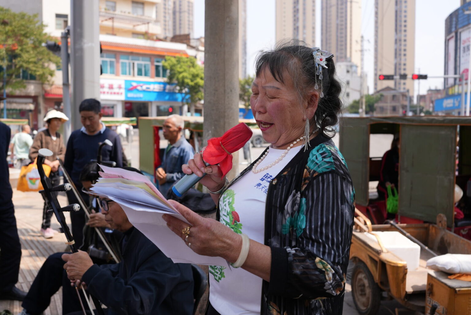 Local Karaoke in Luoping