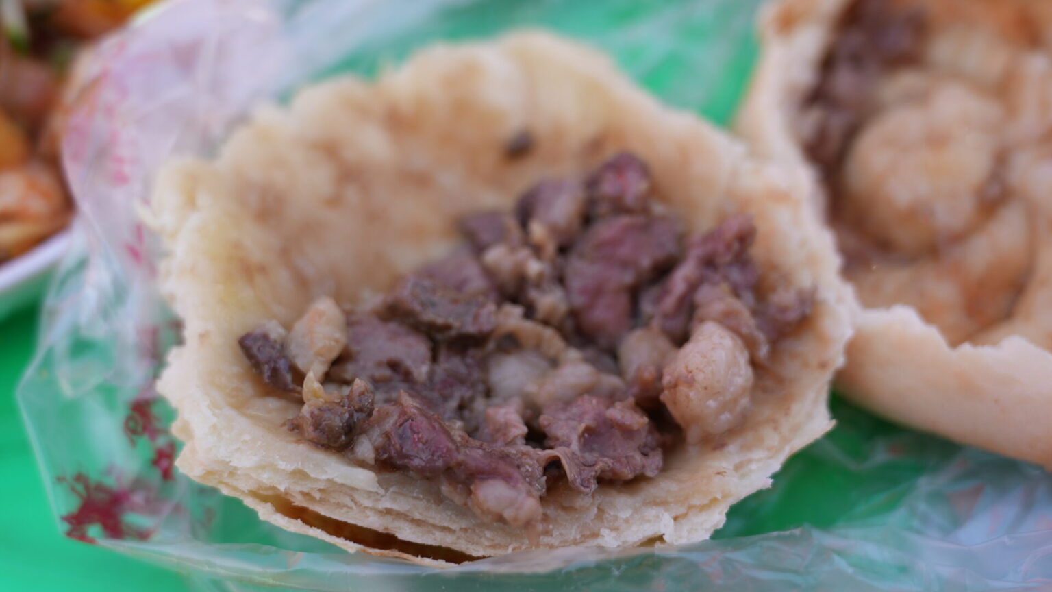 Famous Kao Baozi (Fried Dumpling)