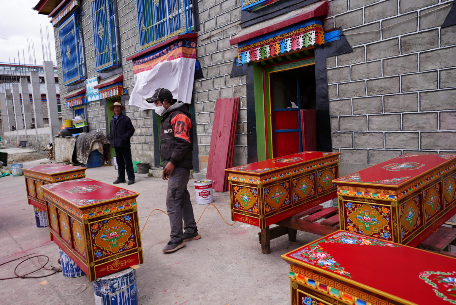 Tibetan Coffins