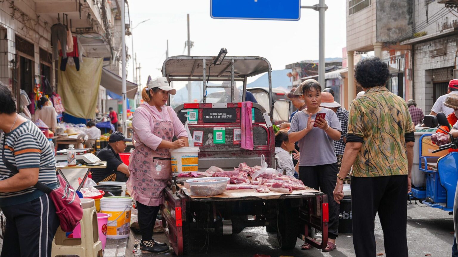 Sanya Street Market